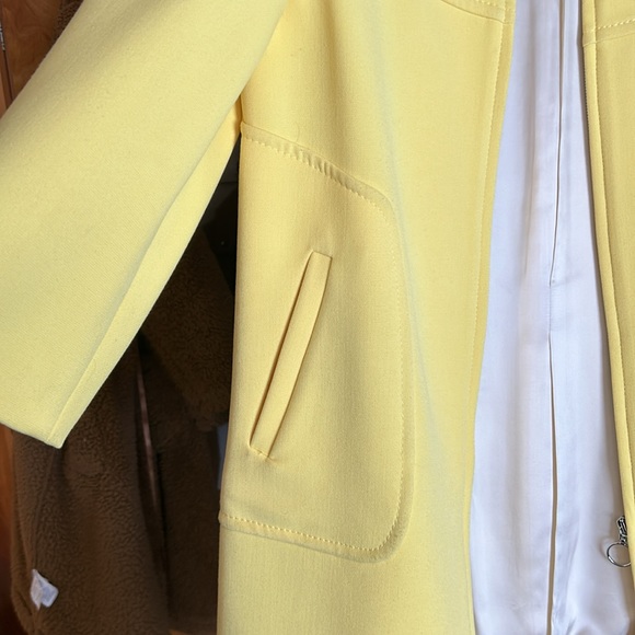 Zara Jacket - Picture 2 of 6